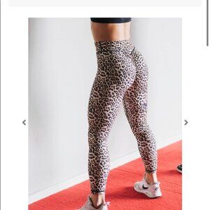 Zyia Brilliant Scrunchy What hi-rise 7/8 8-10